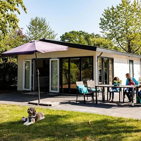 Semesterpark Topparken - 4*